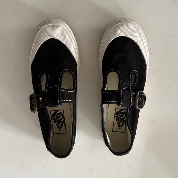 Vans black canvas t-strap Mary Jane 6 - Picture 2 of 3